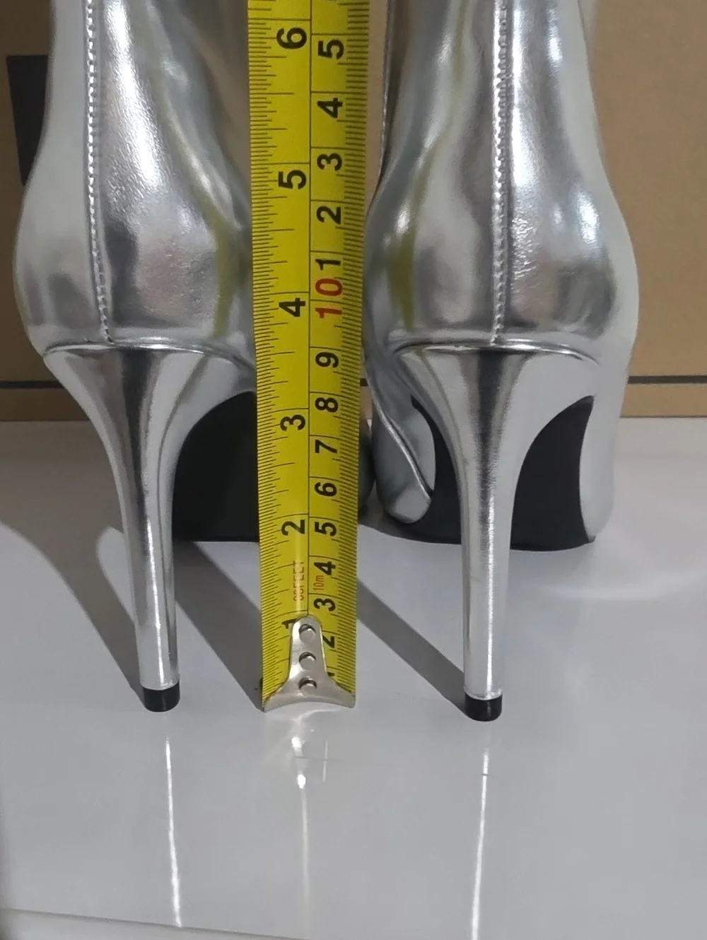 MIA MARYSOL Women's Silver Knee-High Pointed Toe Boots